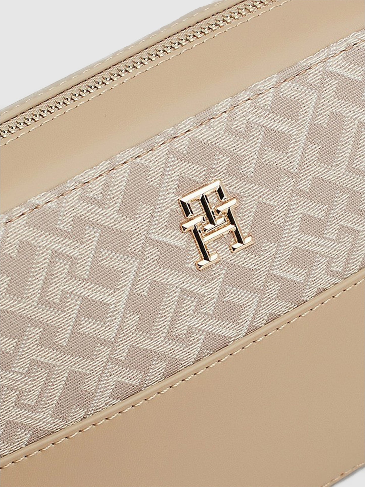 Jacquard Camera Bag Tommy Hilfiger