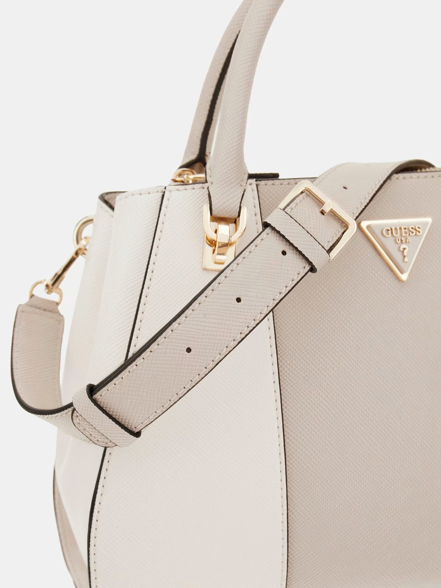 Noelle Borsa Guess