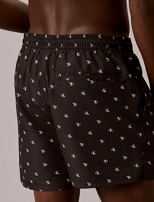Short Covered Calvin Klein