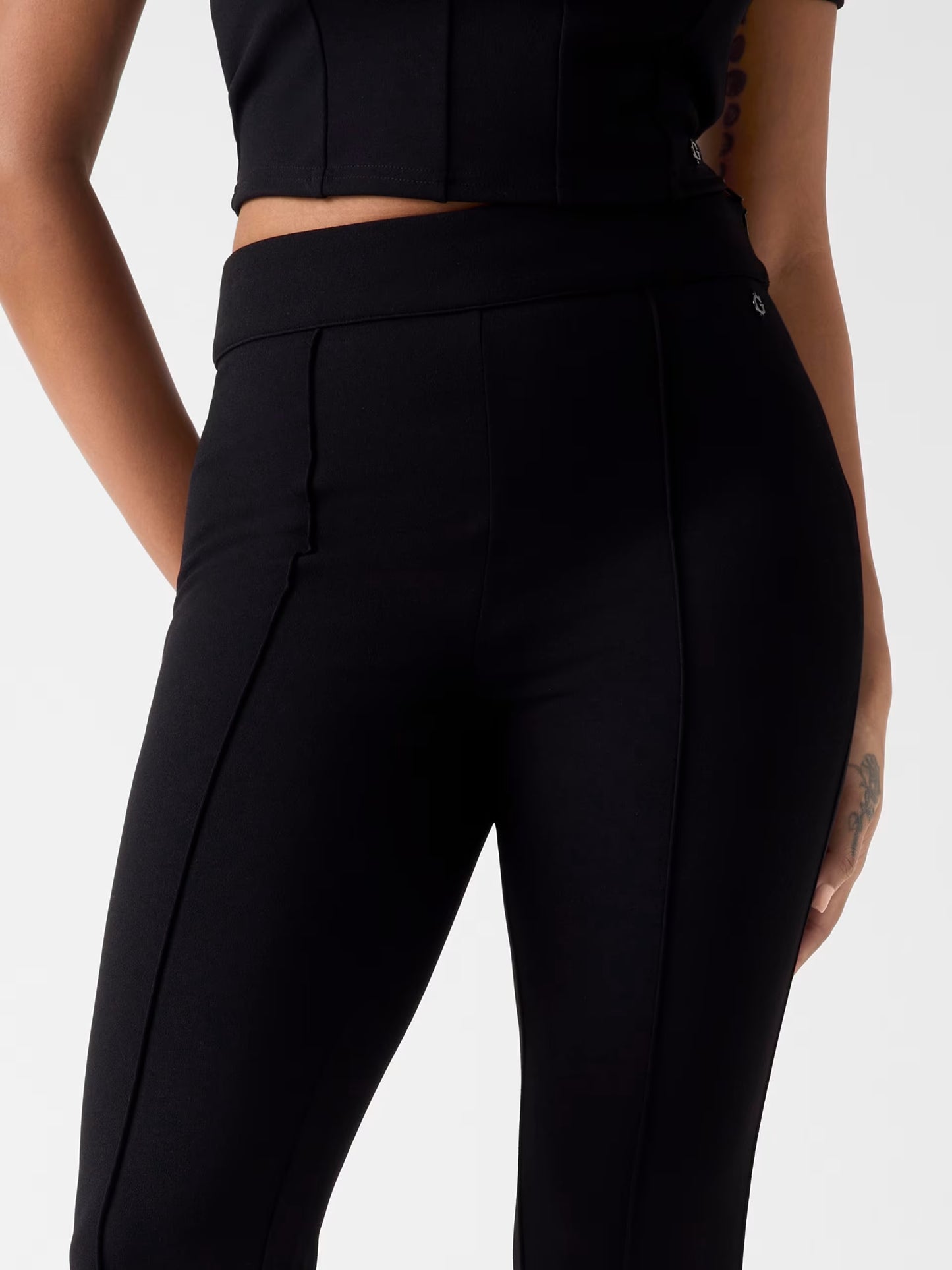 Flared Evelina Guess