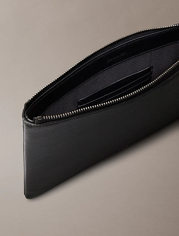 Saffiano Zip Pouch Calvin Klein