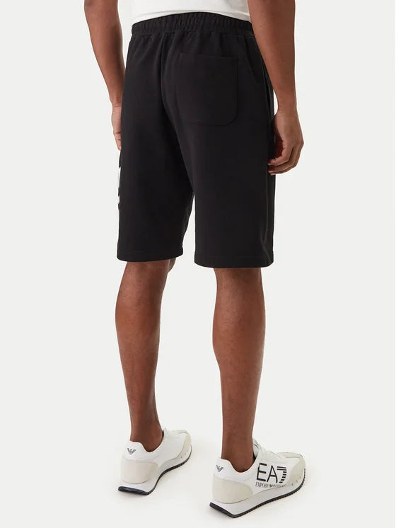 Shorts EA7