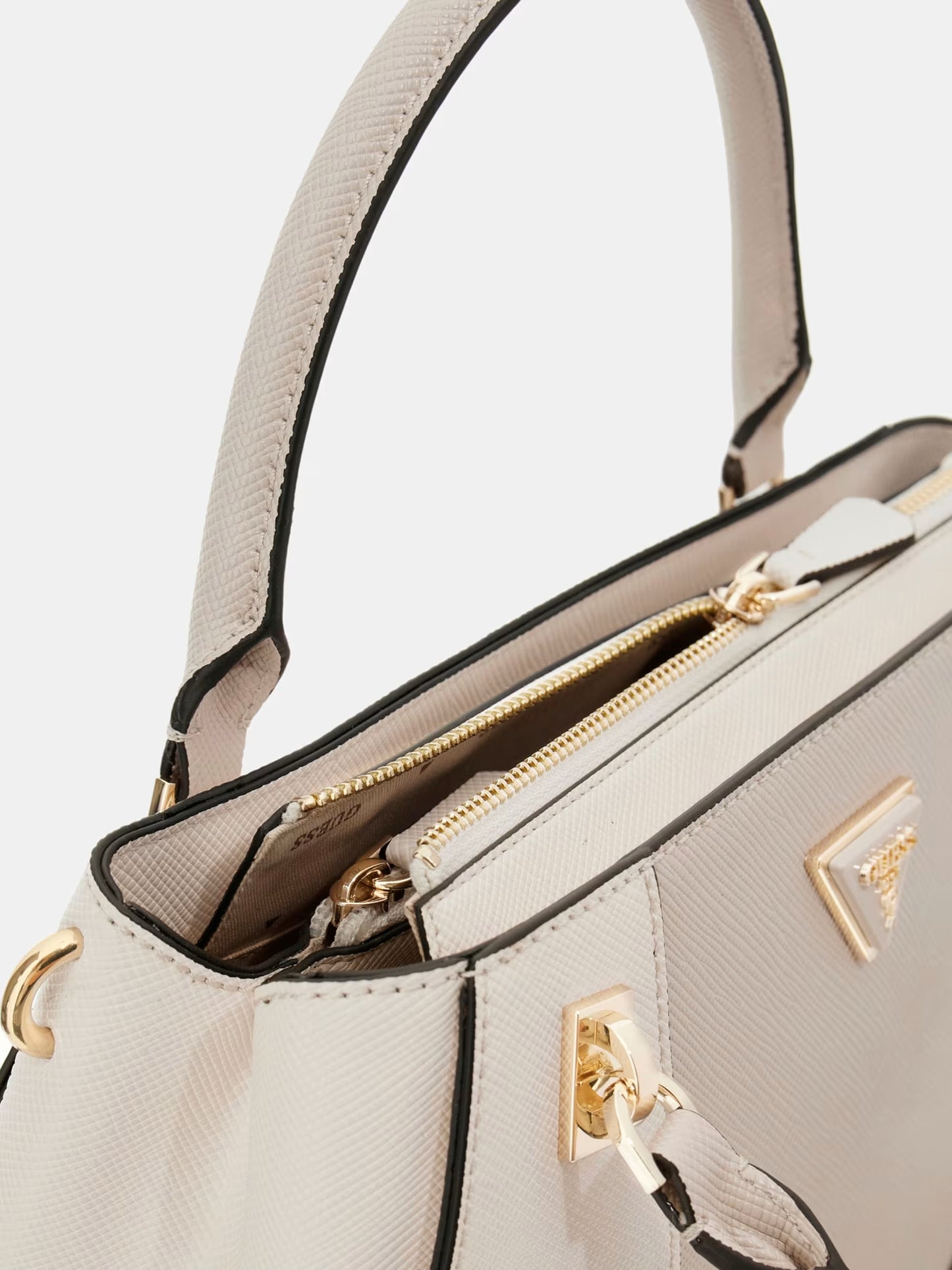 Noelle Borsa Guess
