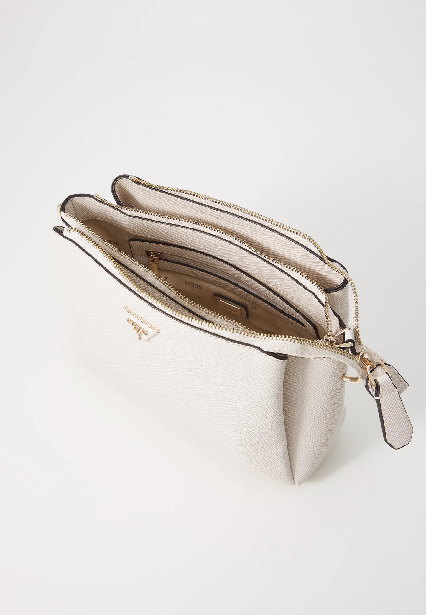 Noelle Borsa Guess