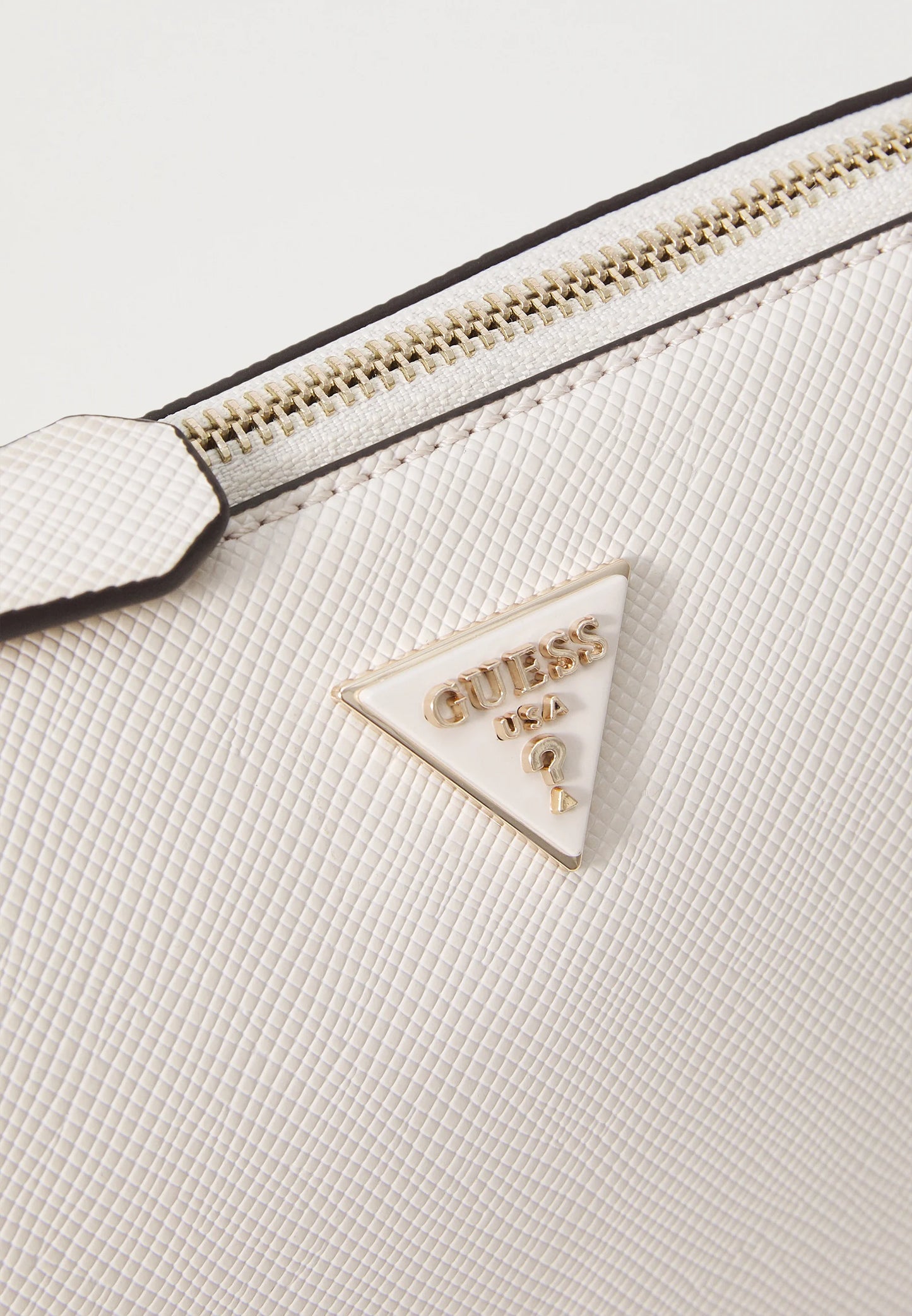 Noelle Borsa Guess