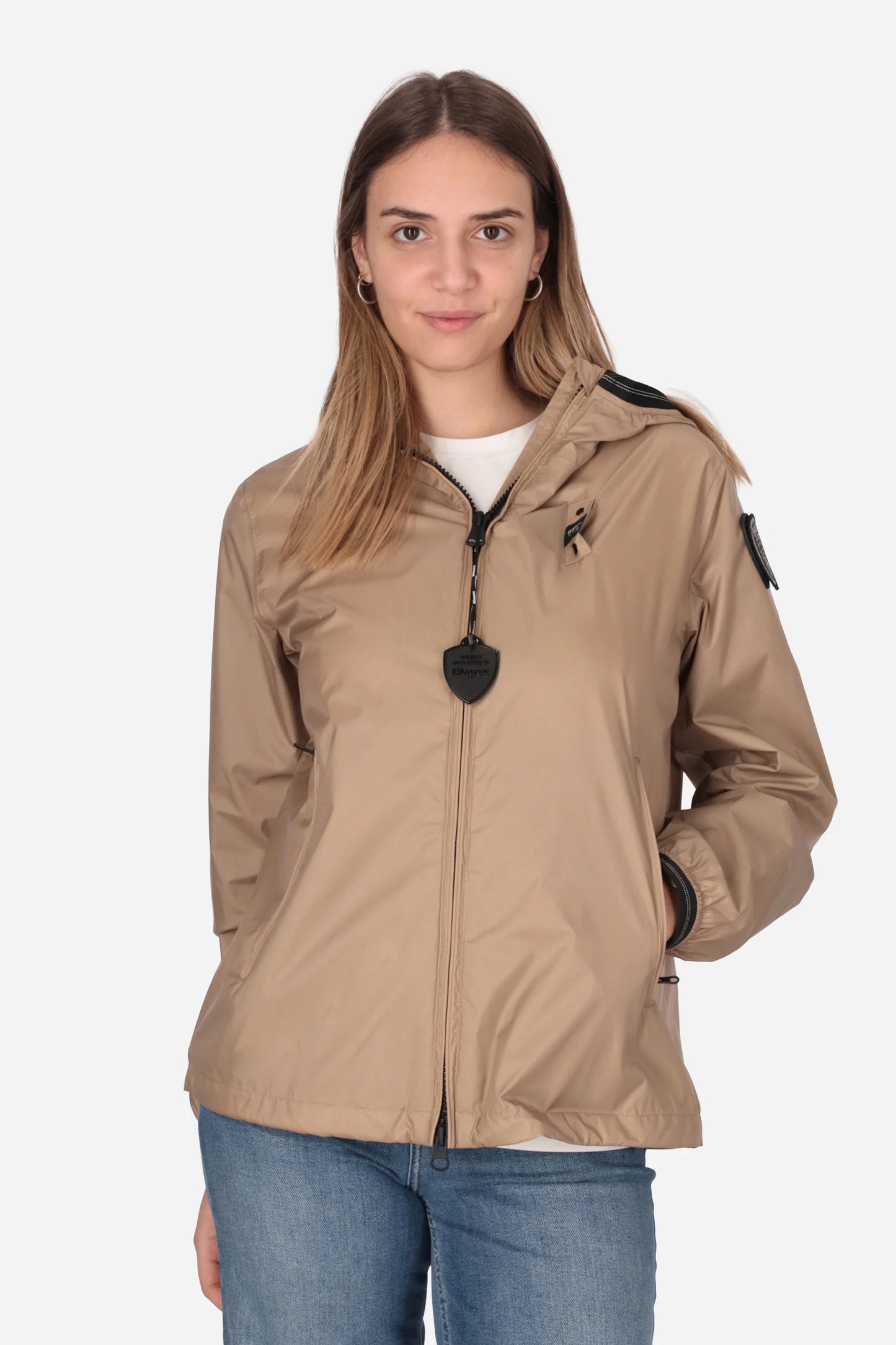 Anawan Blauer