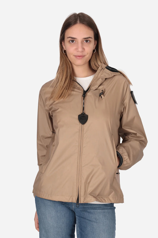 Anawan Blauer