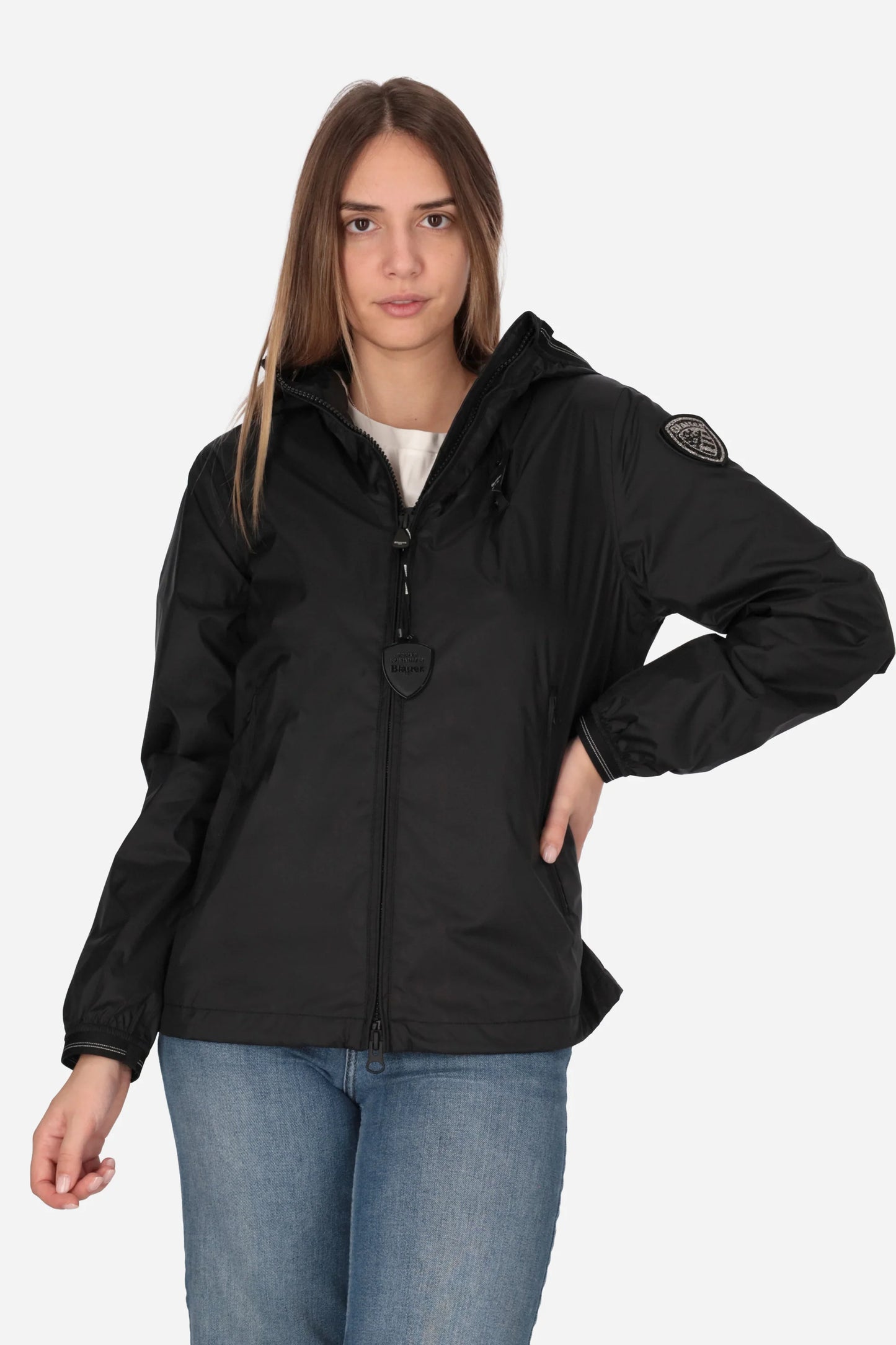 Anawan Blauer