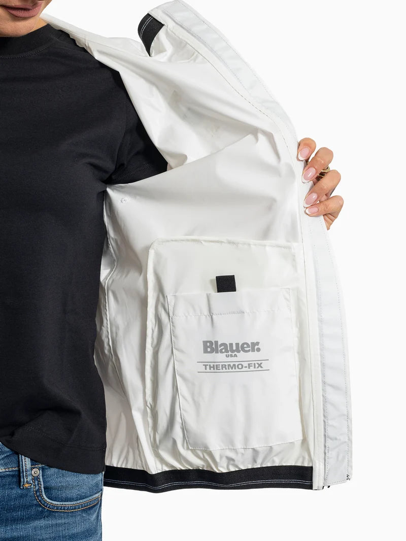 Nay Blauer