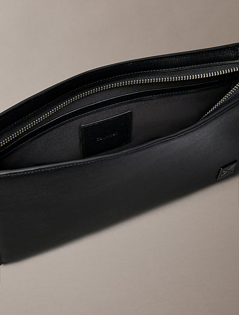 Pouch Handle Calvin Klein