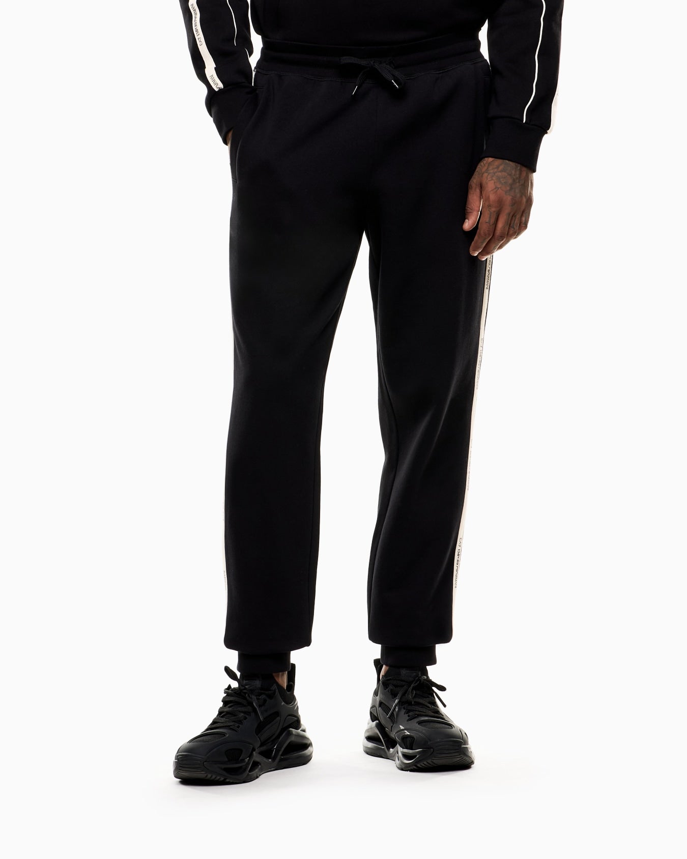 Train Logo Pants EA7