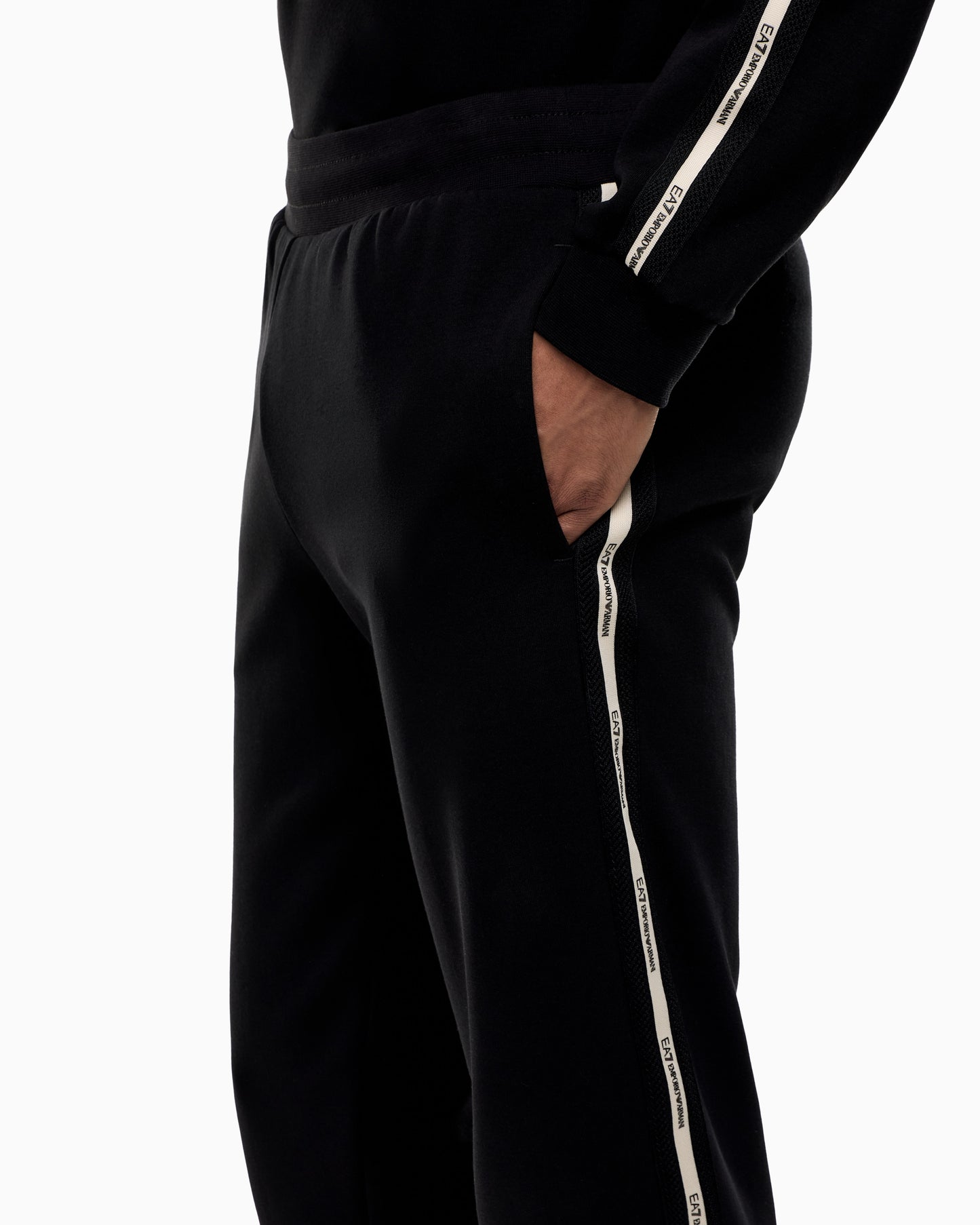 Train Logo Pants EA7