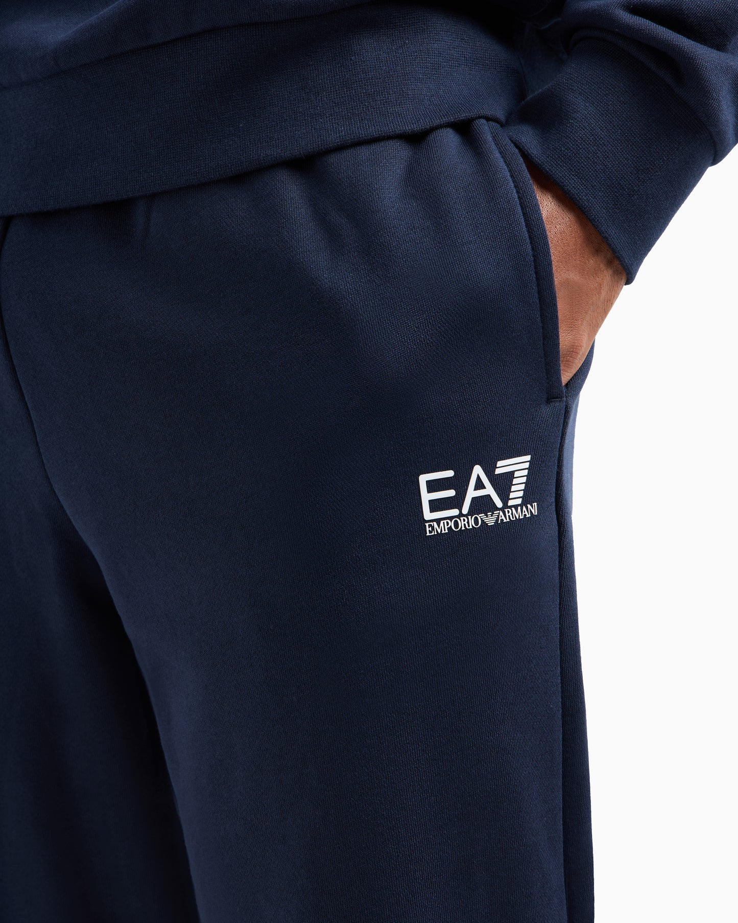 Tracksuit EA7